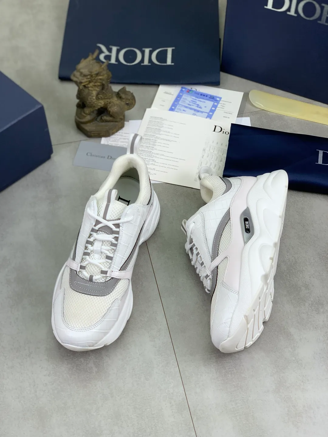 Men's shoes 💰P480 new style 💰new color high quality🔥🔥🔥, Dior [Dior] official website newly released 1:1 copy, the shoe body is made of imported original fine and breathable cloth and selected first-layer cowhide ➕original fine mesh lining insole, perfect shape and top quality 🙈rubber foam combination outsole is super light and wear-resistant👣, super hot style Code number: 38-45 (46 47 customized)